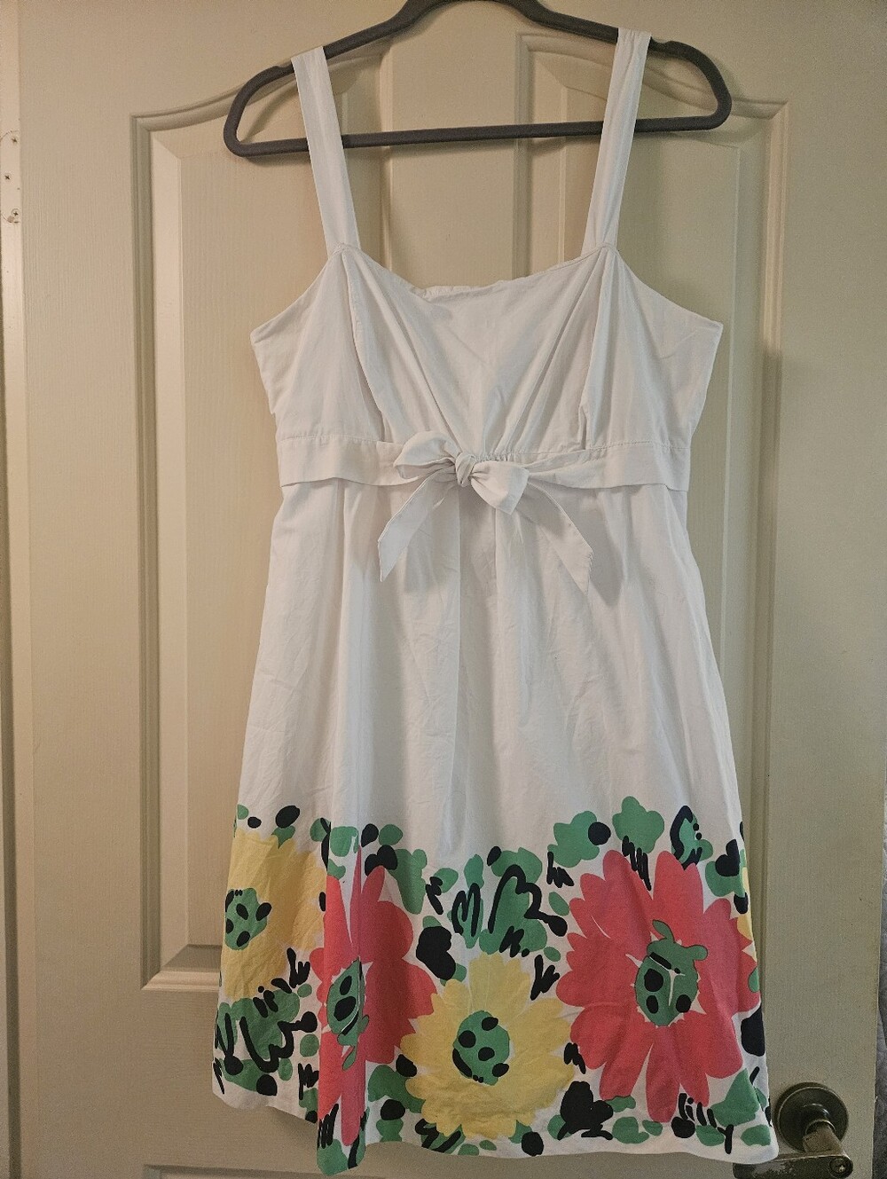 Lilly Pulitzer White Sleeveless Dress with Floral Design
